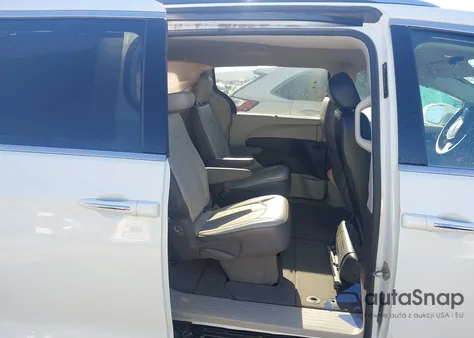 2018 Chrysler Pacifica Touring L z USA, uszkodzony, nr VIN 2C4RC1BG1JR144632